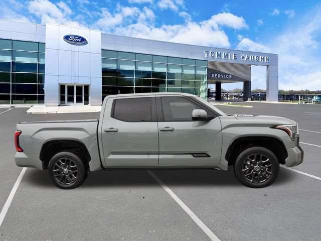 Used 2024 Toyota Tundra Platinum AWD/4WD image 5