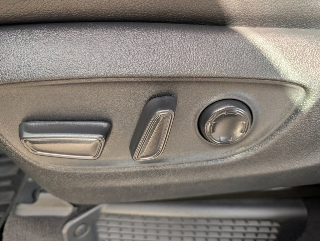 Used 2023 Toyota Sienna AWD image 10