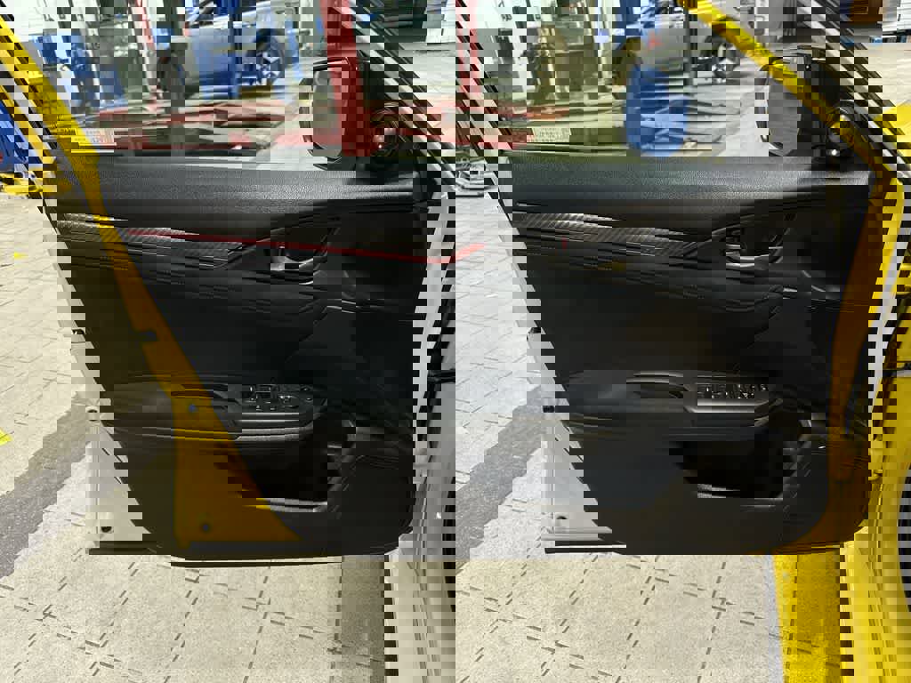 Certified 2021 Honda Civic Type R Limited image 31