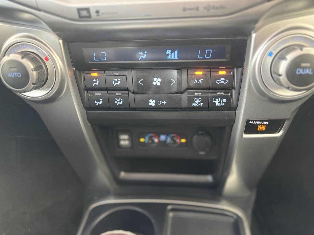 Used 2017 Toyota 4Runner Limited image 18