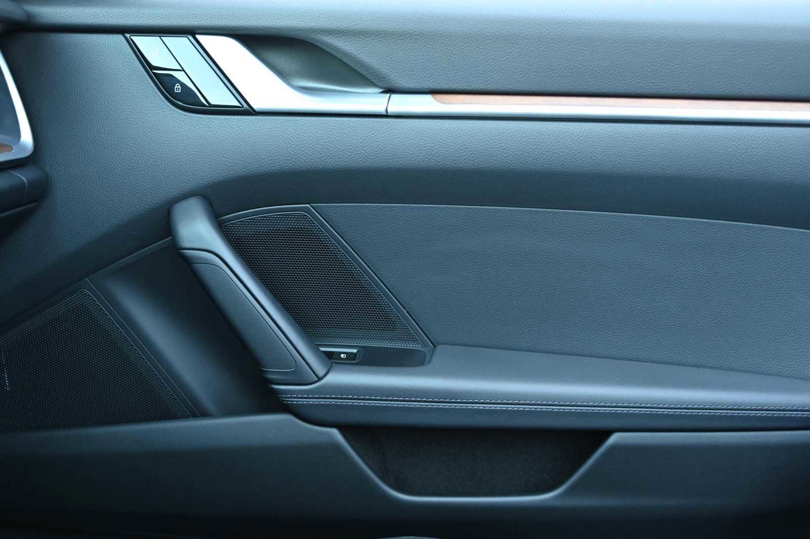 Used 2020 Porsche 911 Carrera image 26
