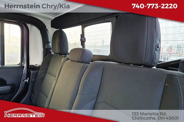 Used 2021 Jeep Gladiator Overland image 24