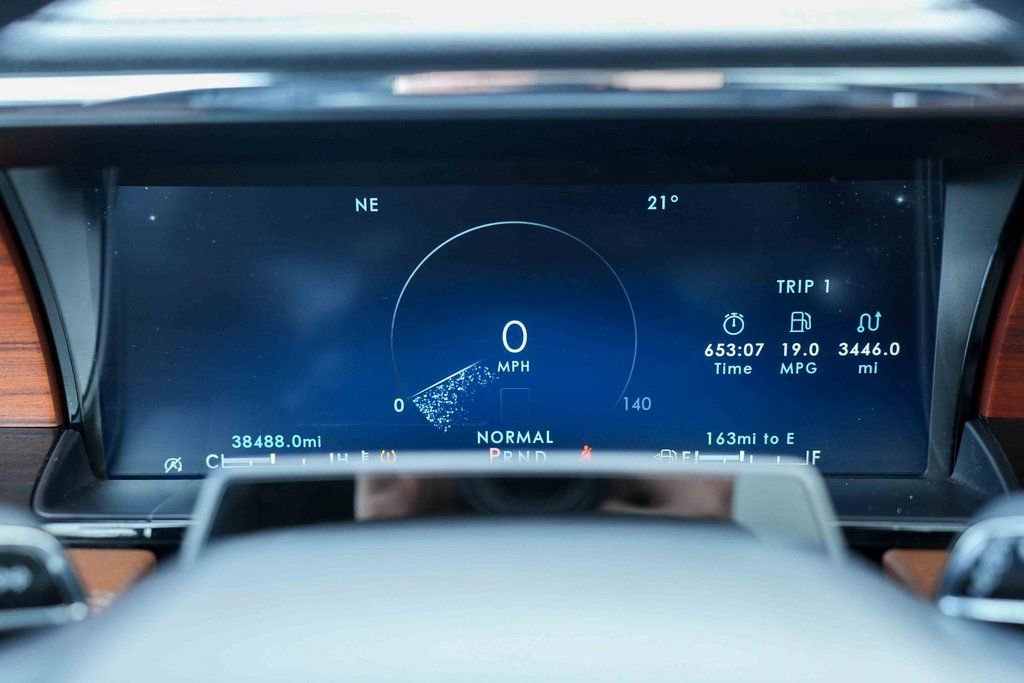 Used 2024 Lincoln Navigator Reserve image 32