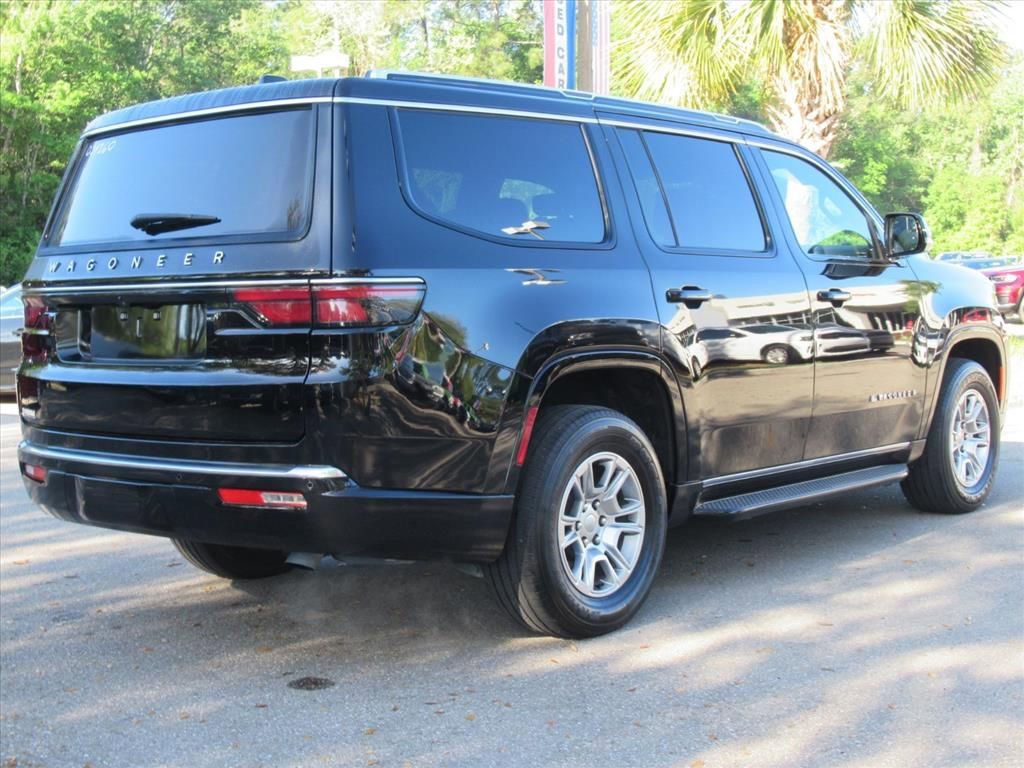 Used 2024 Jeep Wagoneer 4WD image 7