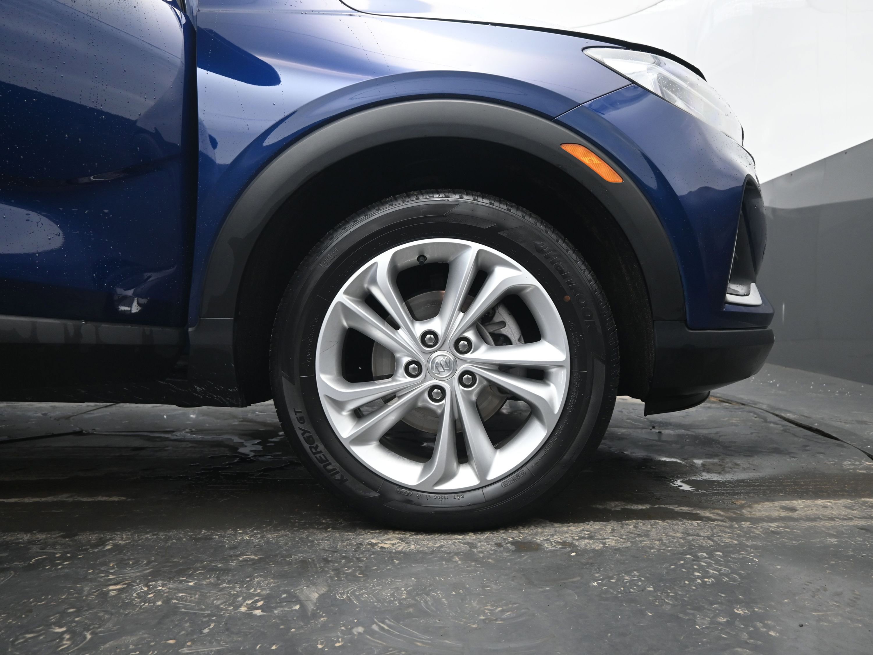 Used 2023 Buick Encore GX Preferred w/ Cold Weather Comfort Package image 23