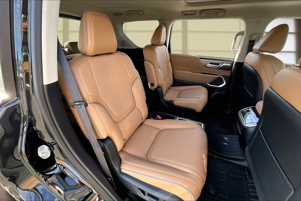 New 2026 INFINITI QX80 Luxe w/ Cargo Package AWD/4WD image 27
