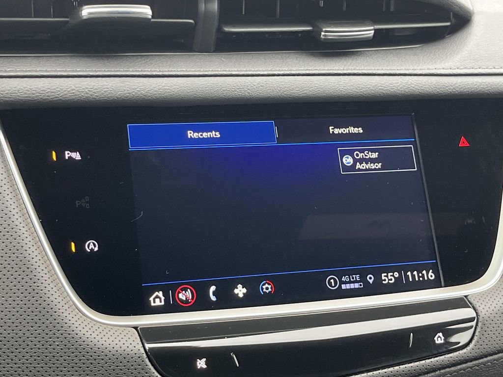 New 2026 Cadillac XT5 Luxury w/ LPO, ONYX Package image 6