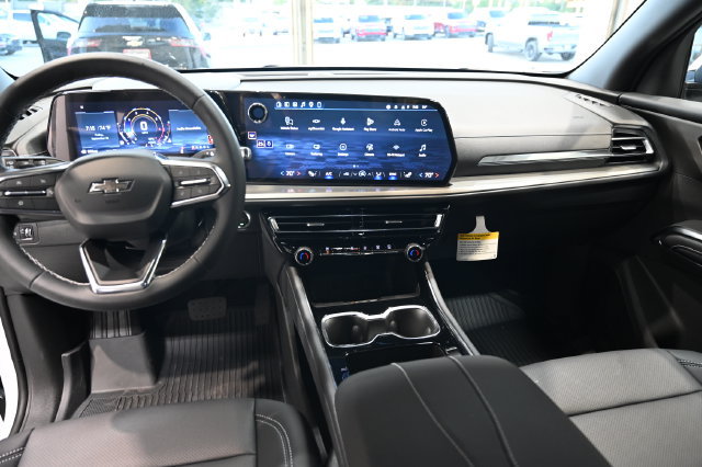 New 2027 Chevrolet Traverse LT w/ Midnight/Sport Edition AWD/4WD image 13