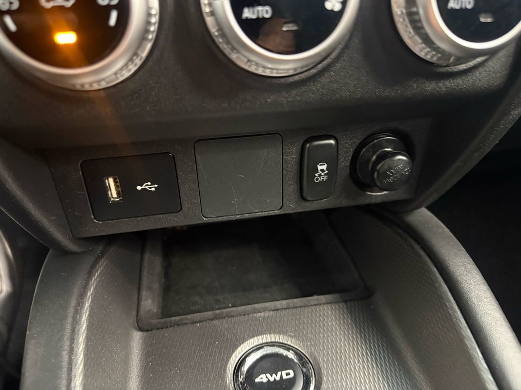 Used 2025 Mitsubishi Outlander Sport ES AWD/4WD image 28