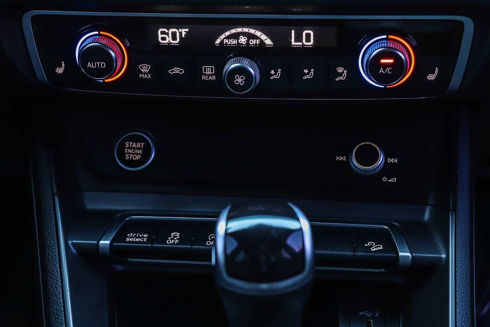 Used 2021 Audi Q3 2.0T Premium w/ Convenience Package image 18