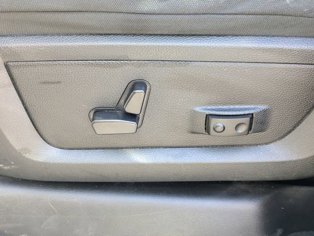 Used 2024 RAM 2500 Big Horn AWD/4WD image 21