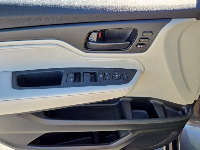 Certified 2025 Honda Odyssey EX-L image 26