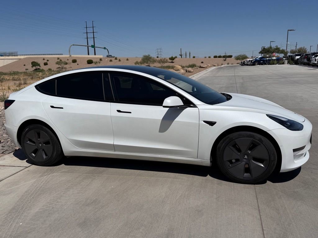 Used 2021 Tesla Model 3 Standard Range Plus RWD image 5