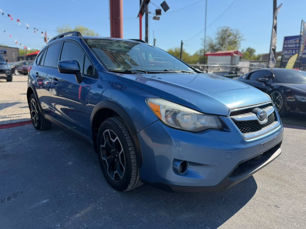 Used 2015 Subaru Crosstrek 2.0i Premium AWD/4WD image 3