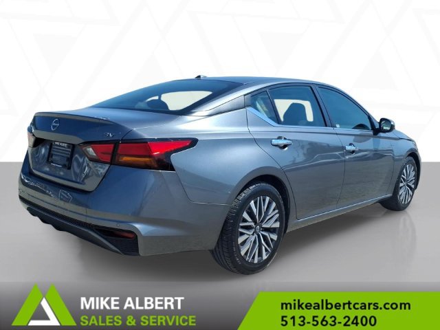 Used 2023 Nissan Altima 2.5 SV FWD image 7