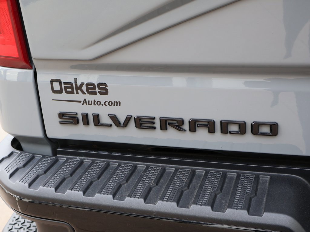 Used 2024 Chevrolet Silverado 1500 ZR2 w/ Technology Package image 21