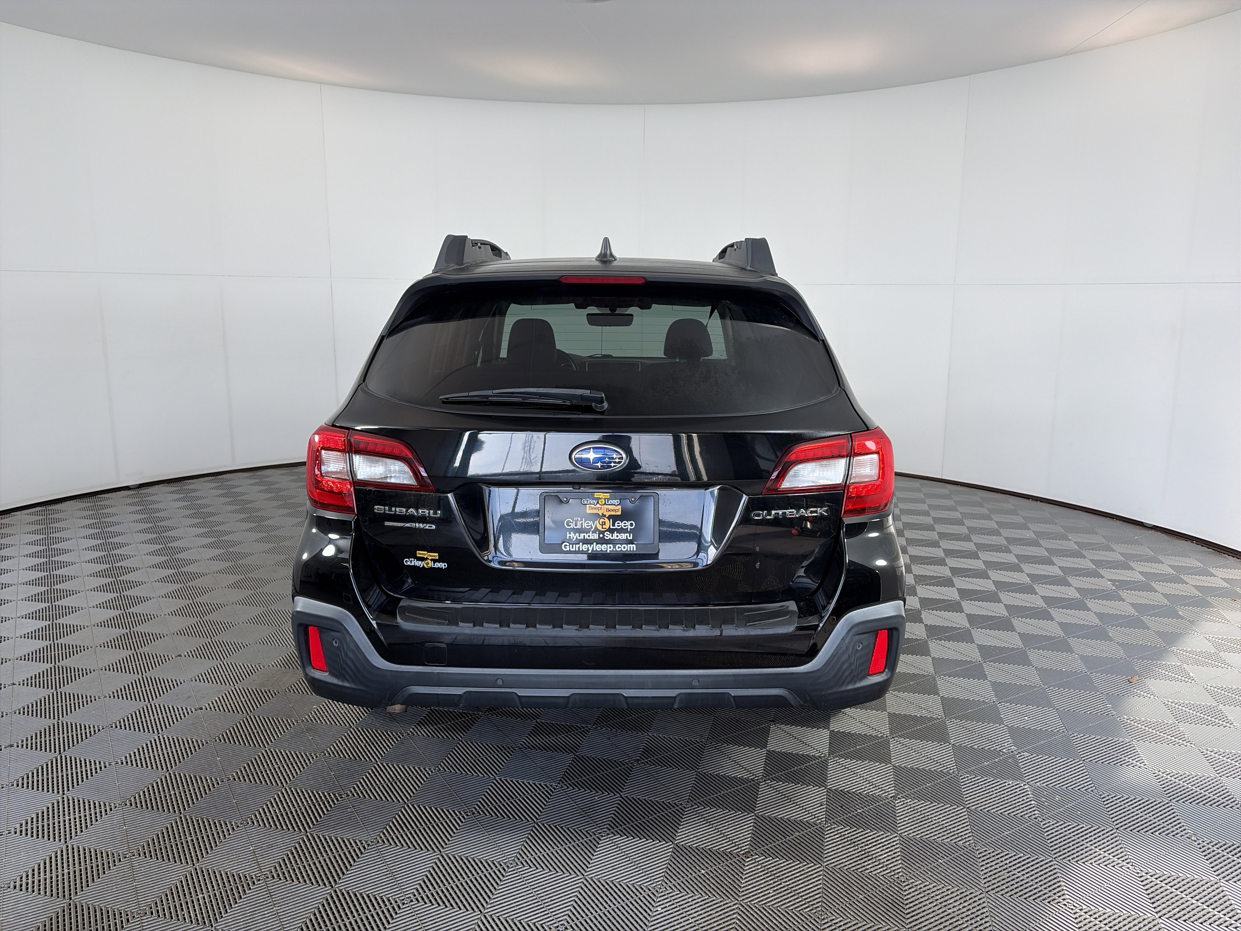 Used 2018 Subaru Outback 2.5i Limited image 9