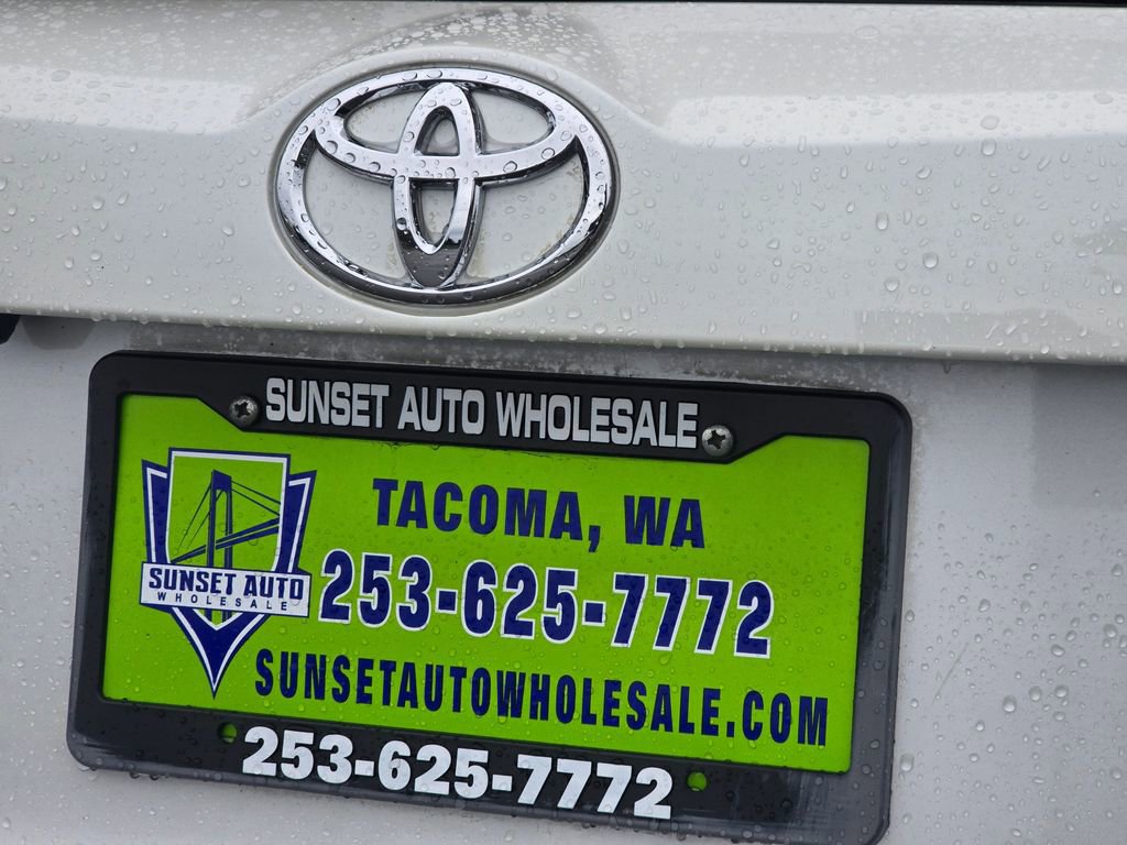 Used 2015 Toyota RAV4 Limited w/ Technology Package image 18