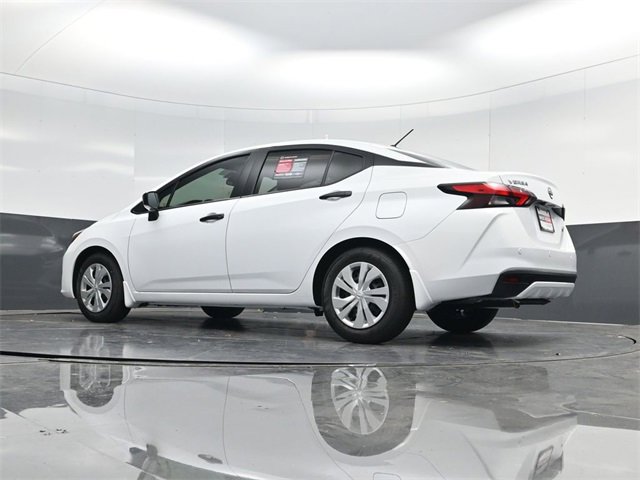 Used 2025 Nissan Versa S w/ Trunk Package image 51