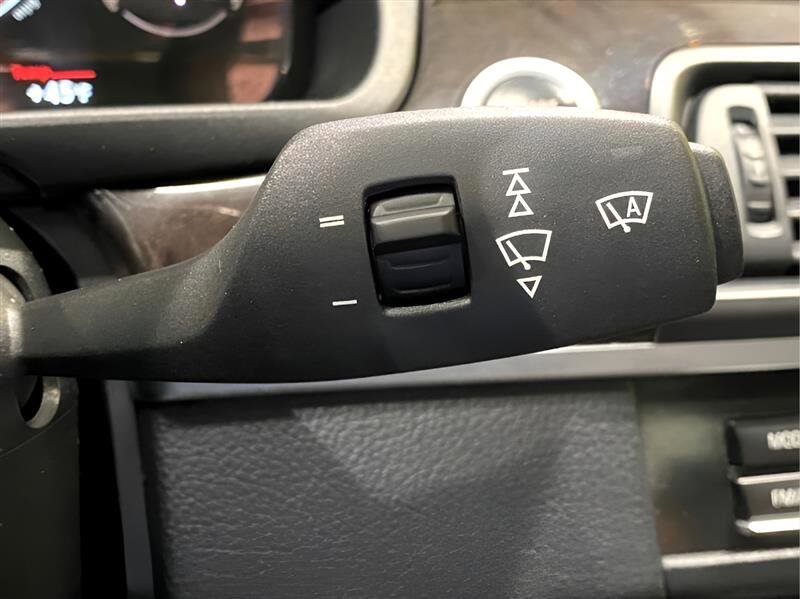 Used 2016 BMW 535i xDrive Sedan image 13