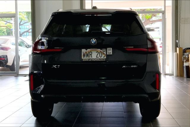 Used 2023 BMW X1 xDrive28i w/ M Sport Package AWD/4WD image 4