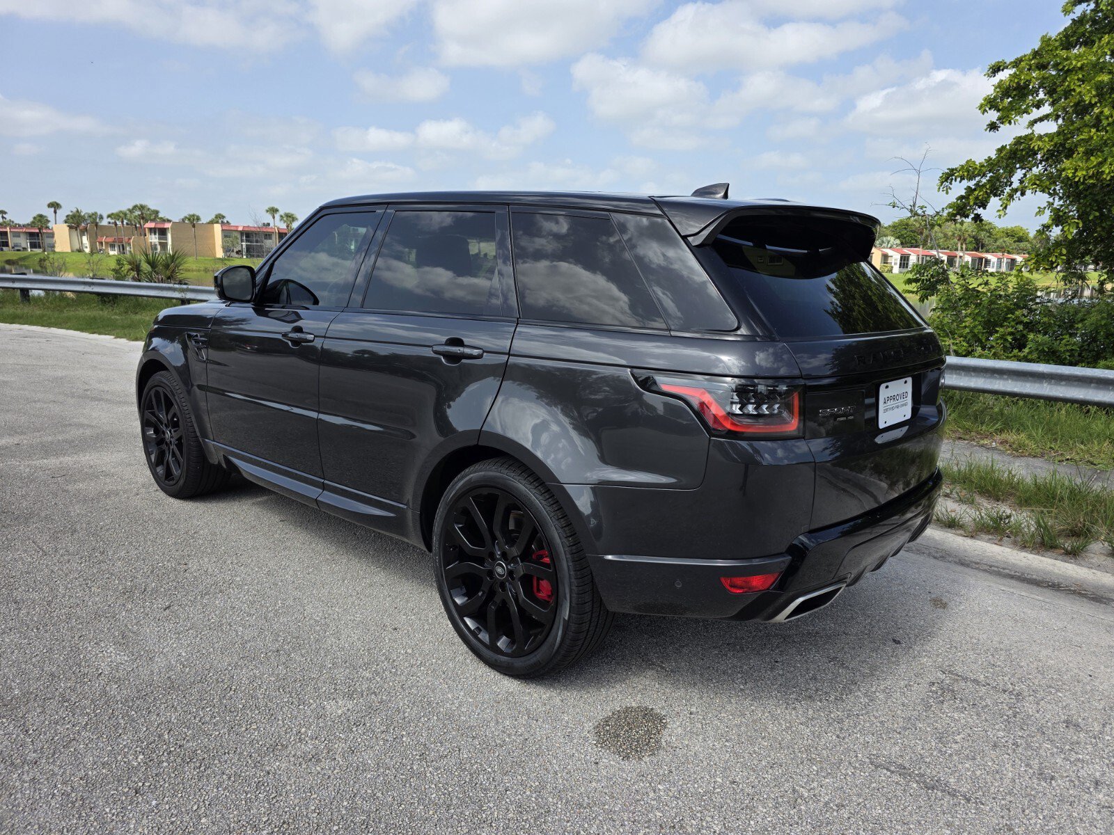 Certified 2022 Land Rover Range Rover Sport HSE Dynamic AWD/4WD image 2