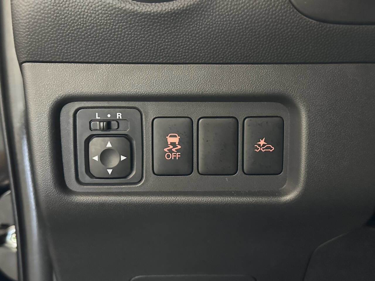 Used 2024 Mitsubishi Mirage ES image 25