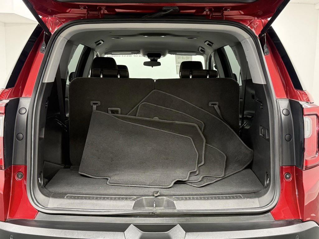 Used 2023 GMC Acadia SLE w/ Elevation Edition image 11