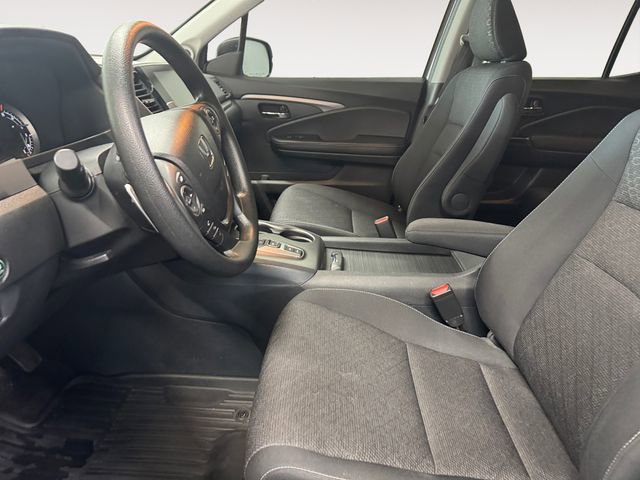 Used 2023 Honda Ridgeline Sport image 5