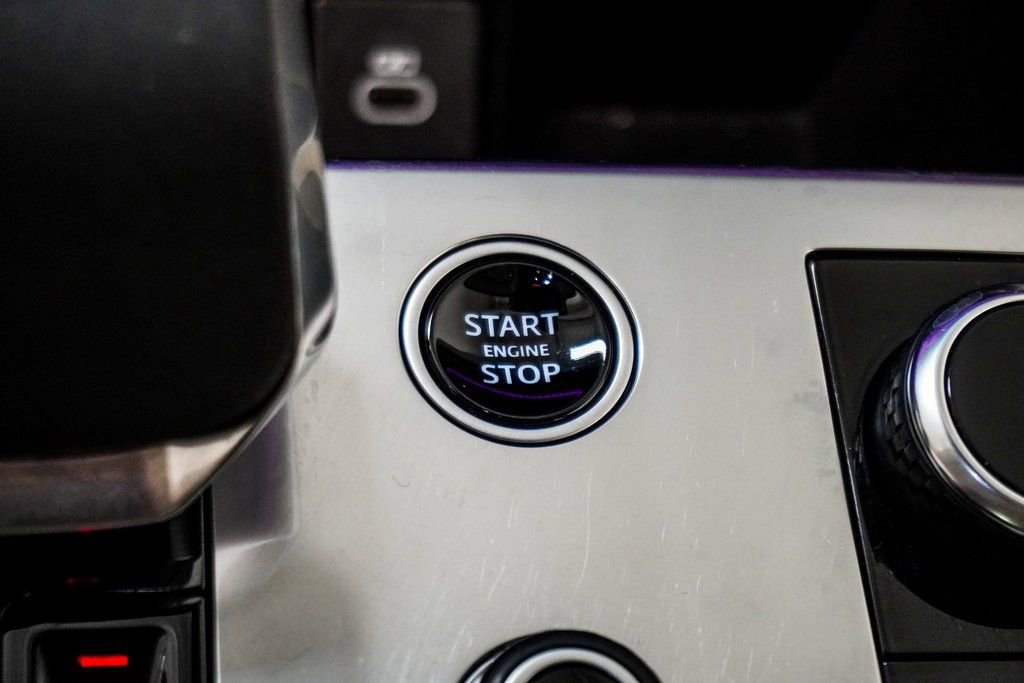 Used 2023 Land Rover Range Rover SE image 44