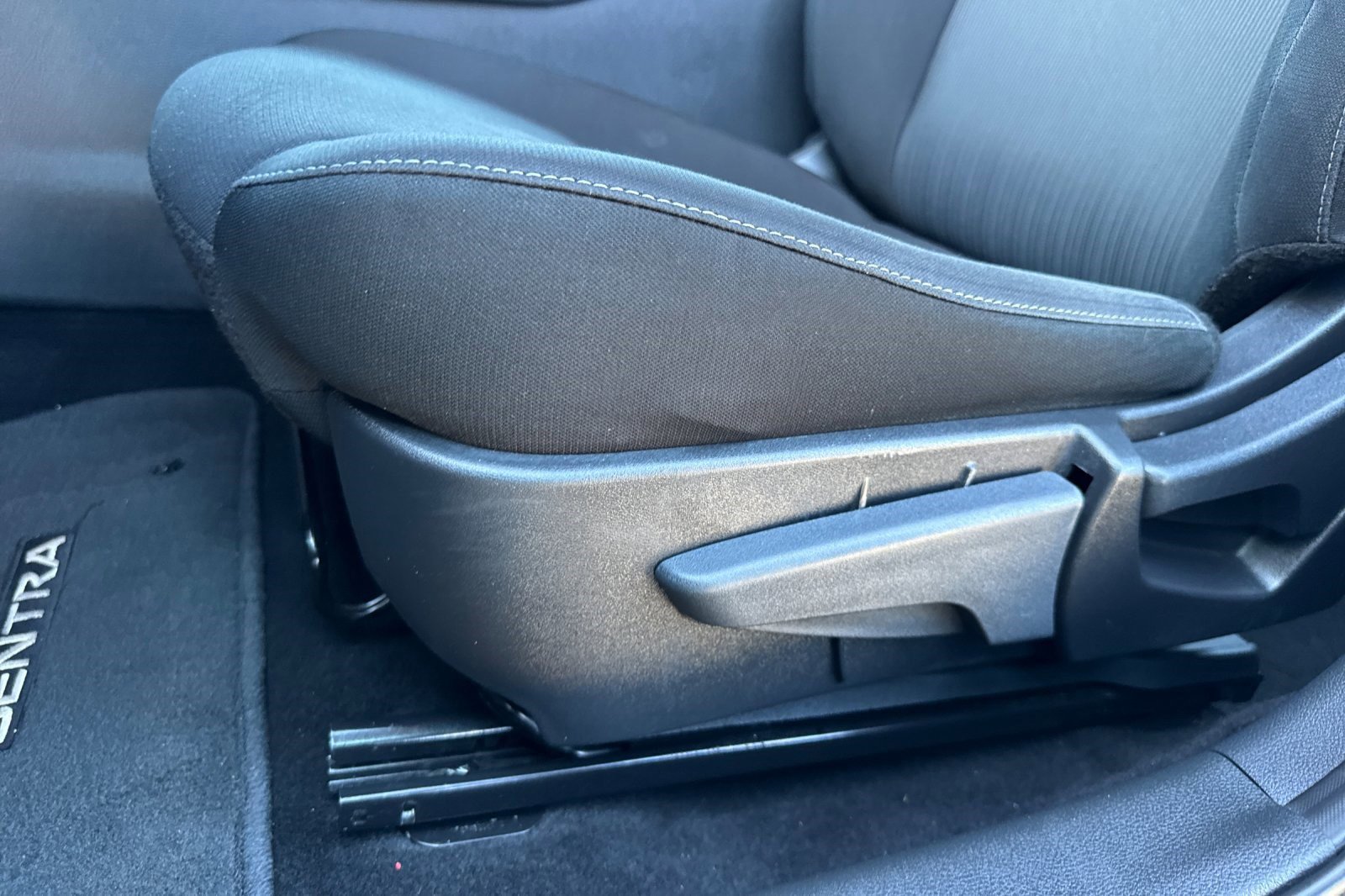 Used 2024 Nissan Sentra SV image 13