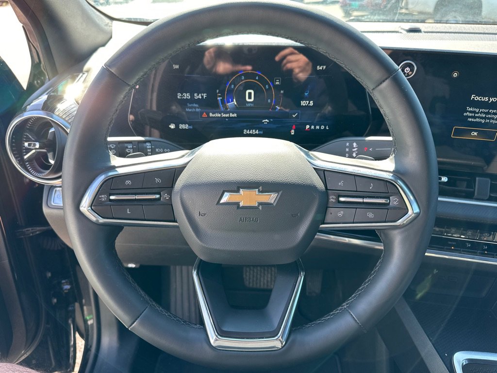 Used 2025 Chevrolet Equinox LT image 12