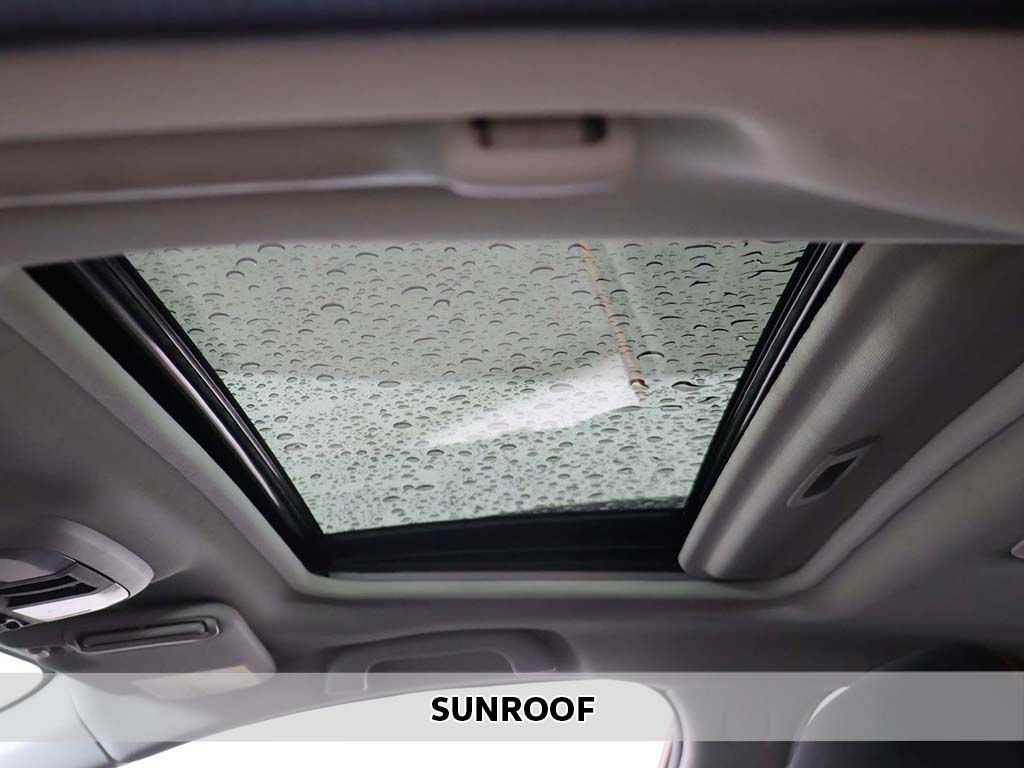 Used 2019 Subaru Crosstrek 2.0i Premium image 3