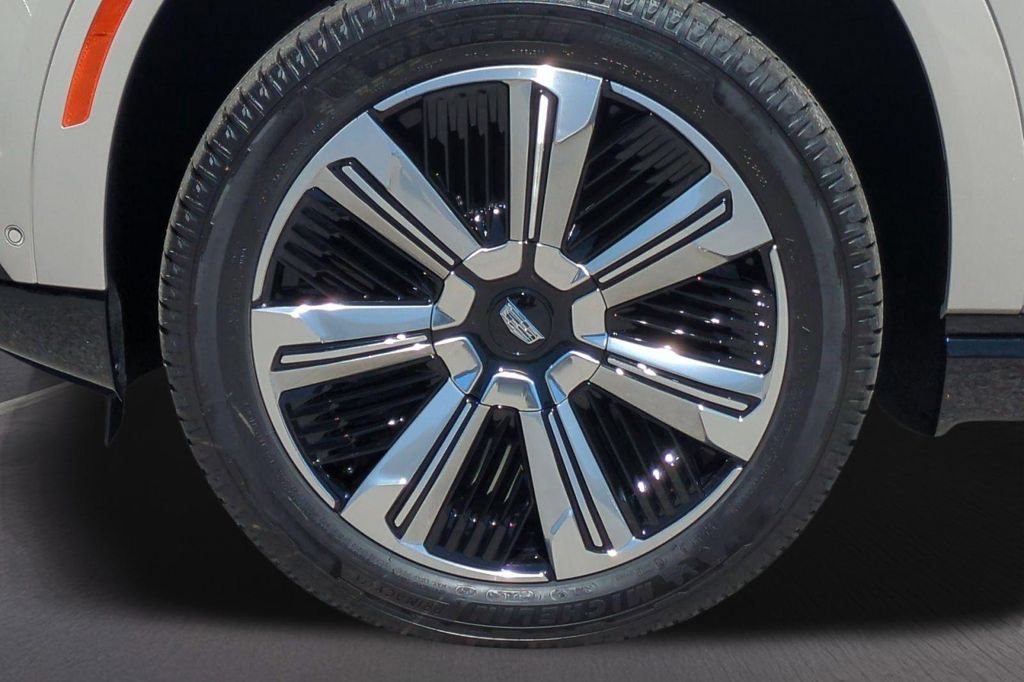 New 2026 Cadillac Escalade IQL Luxury AWD/4WD image 13