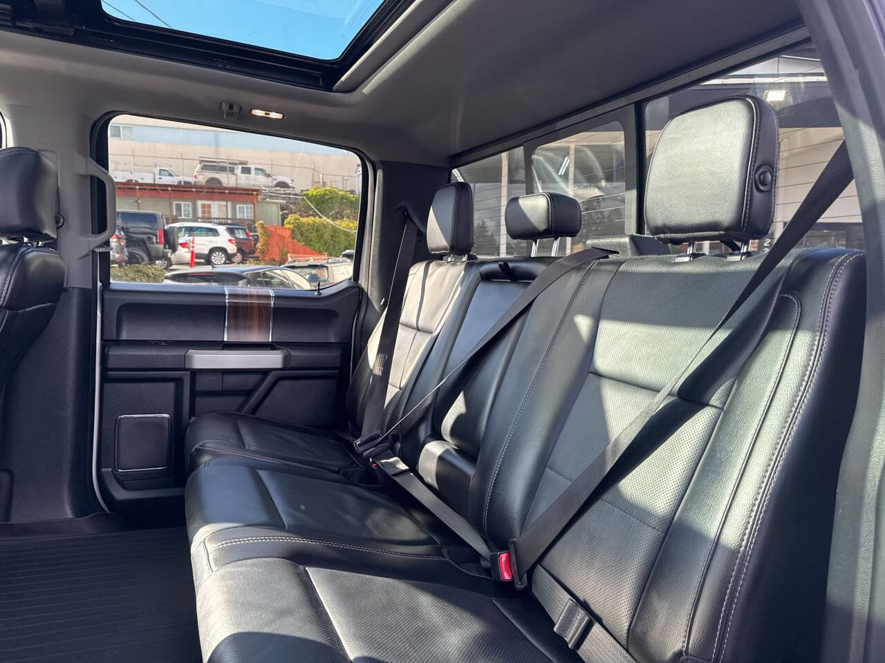 Used 2017 Ford F150 Lariat w/ Equipment Group 502A Luxury image 19