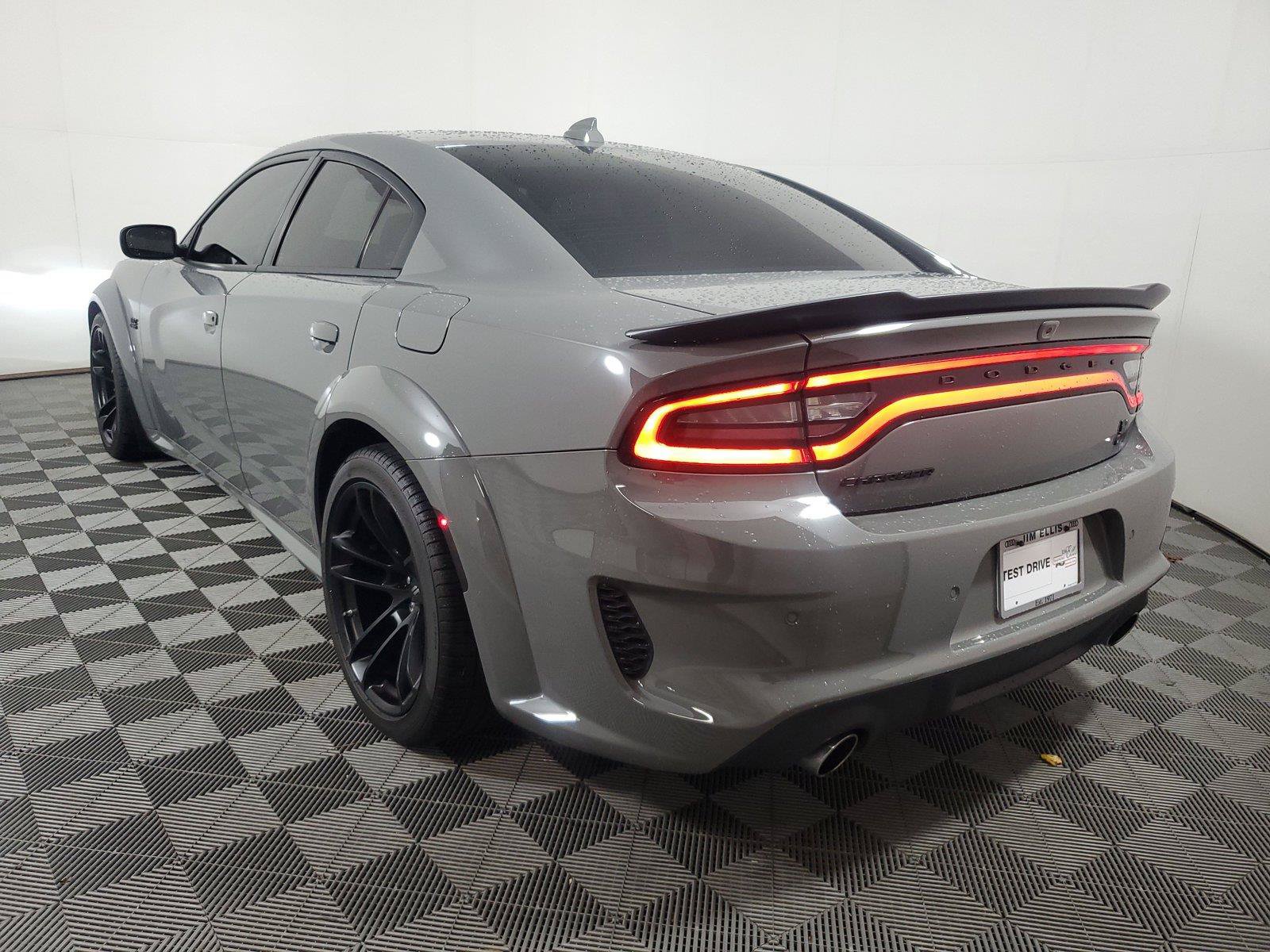 Used 2023 Dodge Charger Scat Pack RWD image 4