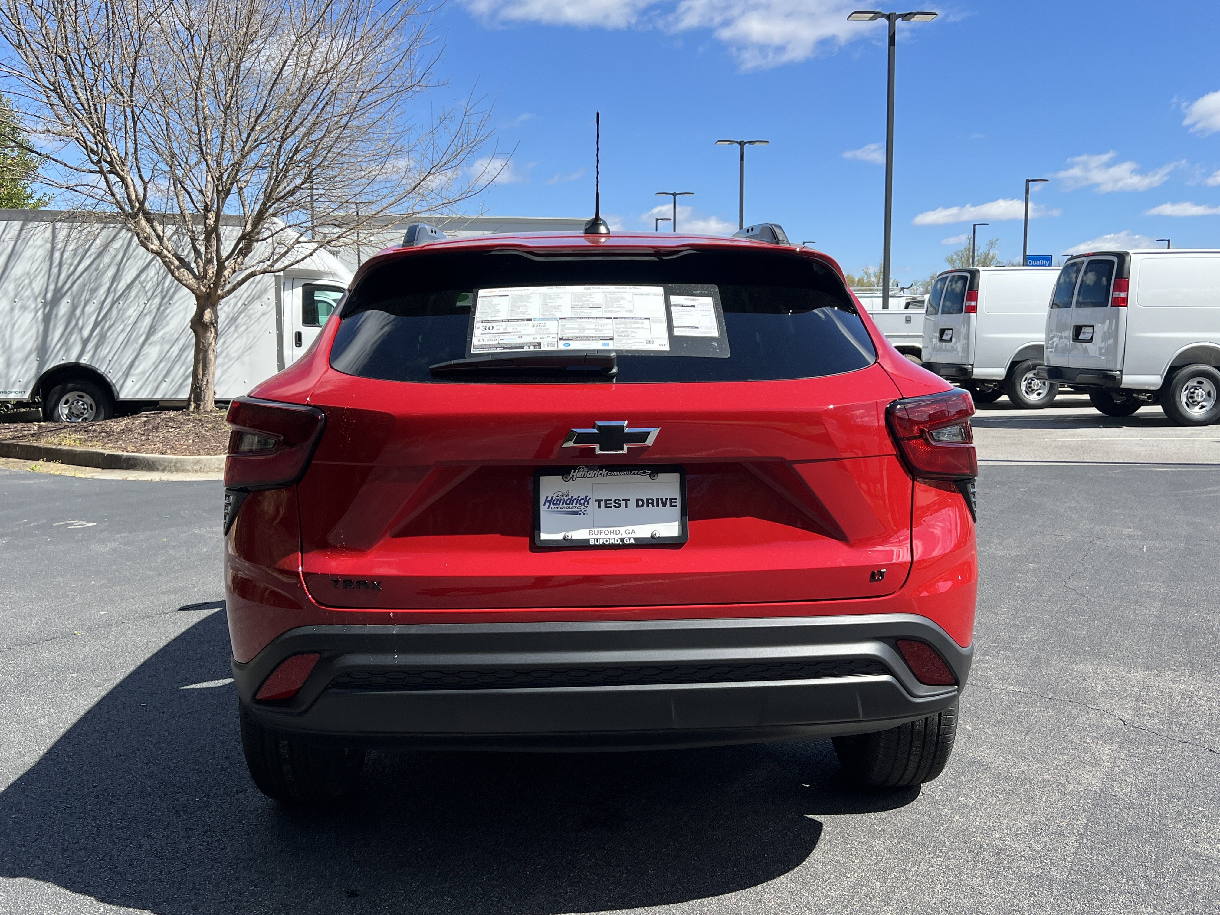 New 2026 Chevrolet Trax LT w/ Midnight Edition image 8