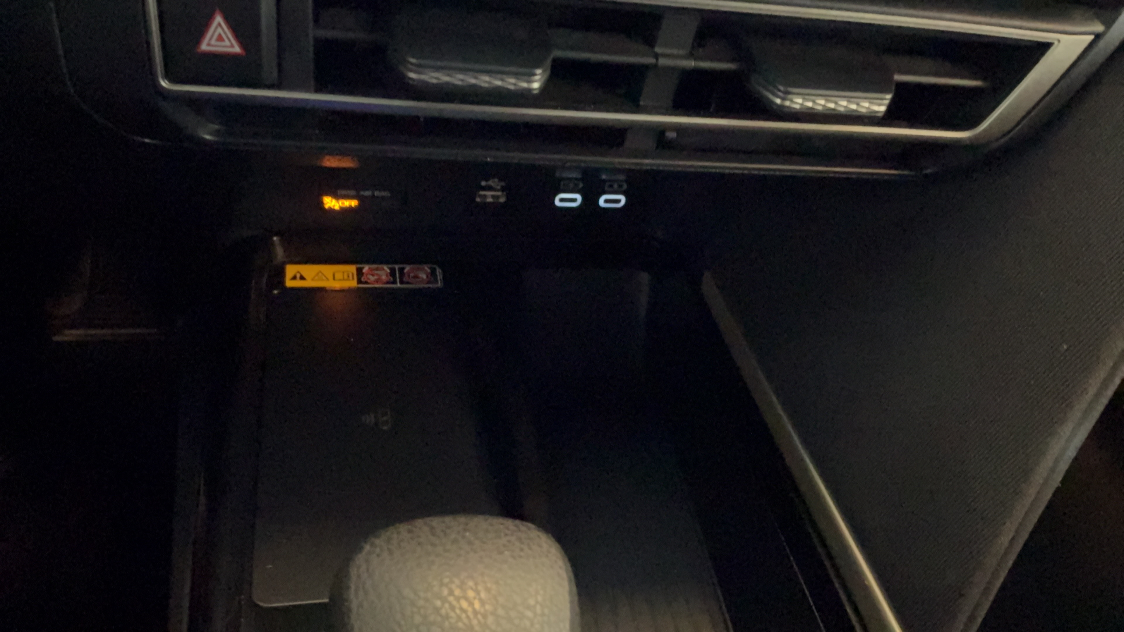 Used 2025 Toyota Camry LE FWD image 15