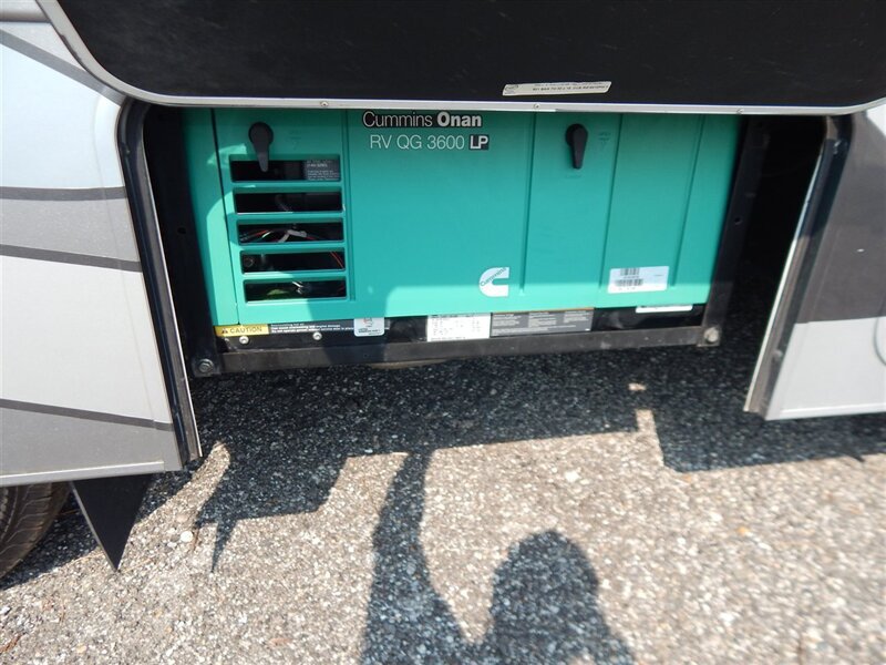 Used 2016 Mercedes-Benz Sprinter 3500 image 14