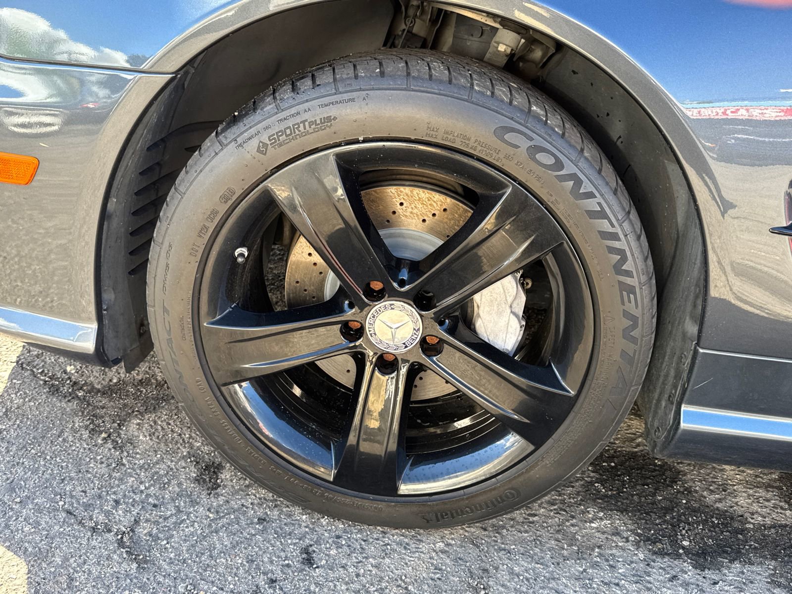 Used 2009 Mercedes-Benz SL 550 image 4