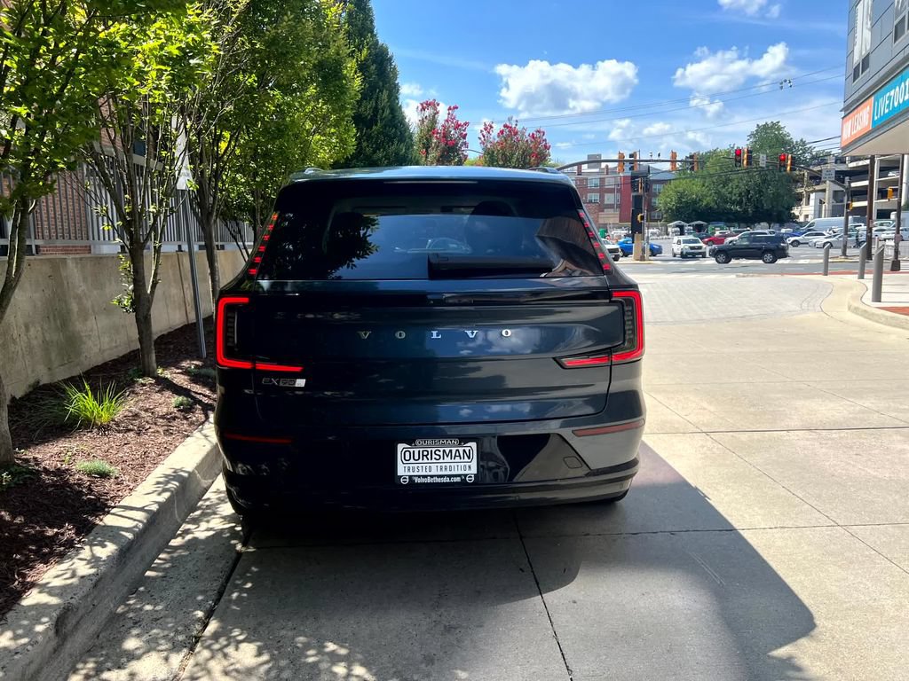 Used 2025 Volvo EX90 Plus AWD/4WD image 5