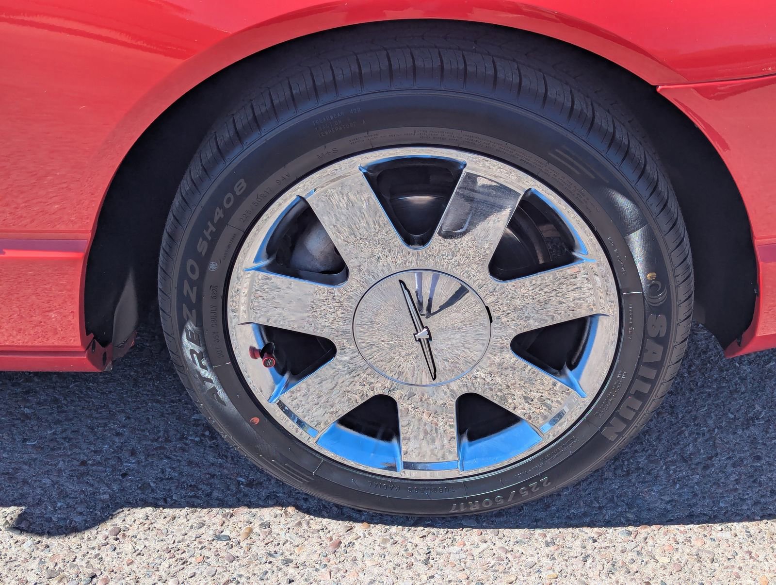 Used 2003 Ford Thunderbird image 9