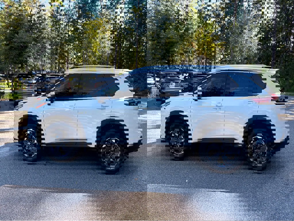 New 2026 Nissan Rogue SV image 33