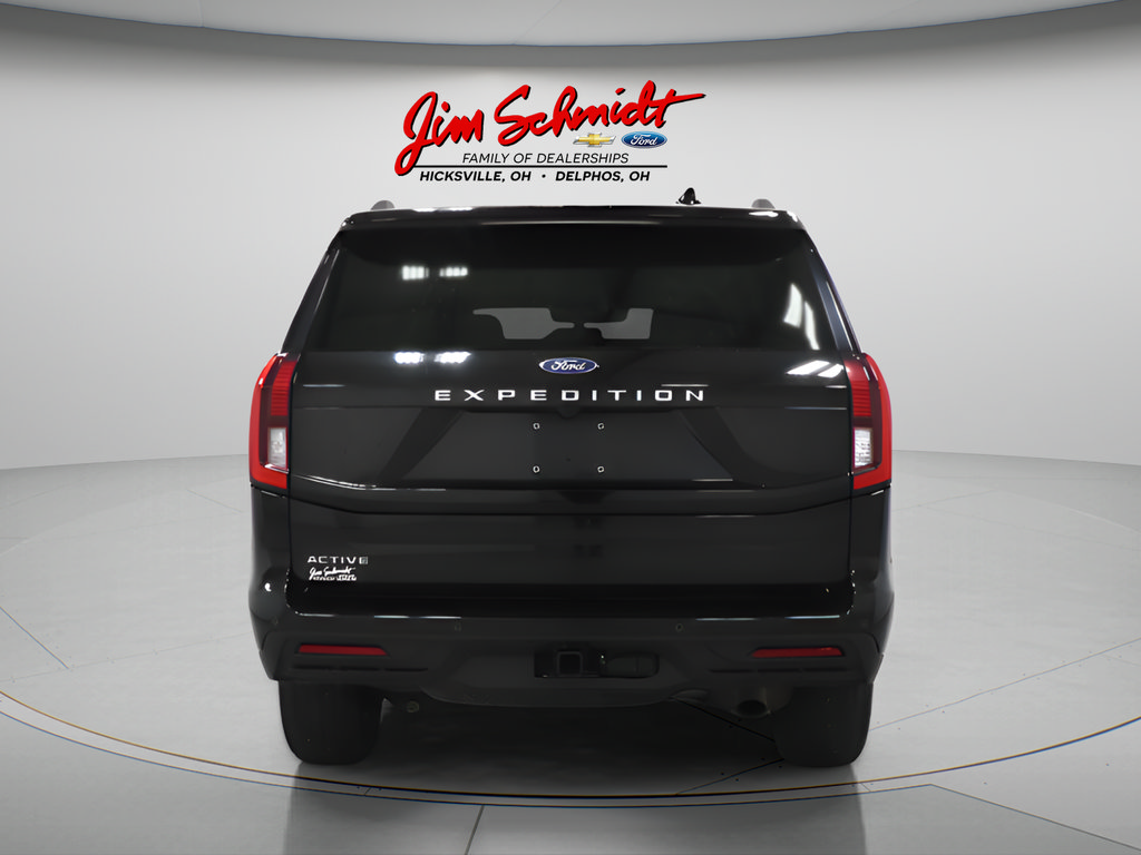 Used 2025 Ford Expedition Active AWD/4WD image 10