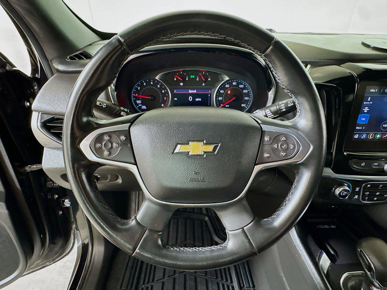 Used 2023 Chevrolet Traverse LT AWD/4WD image 9
