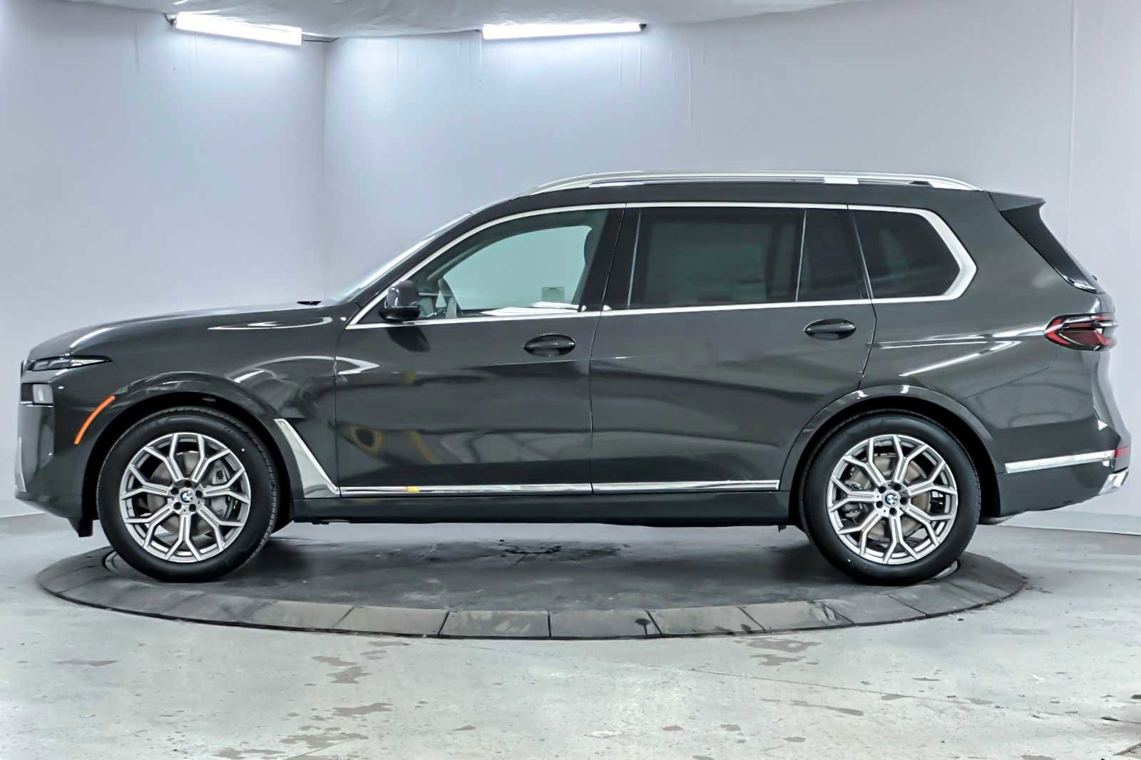 New 2026 BMW X7 xDrive40i image 5