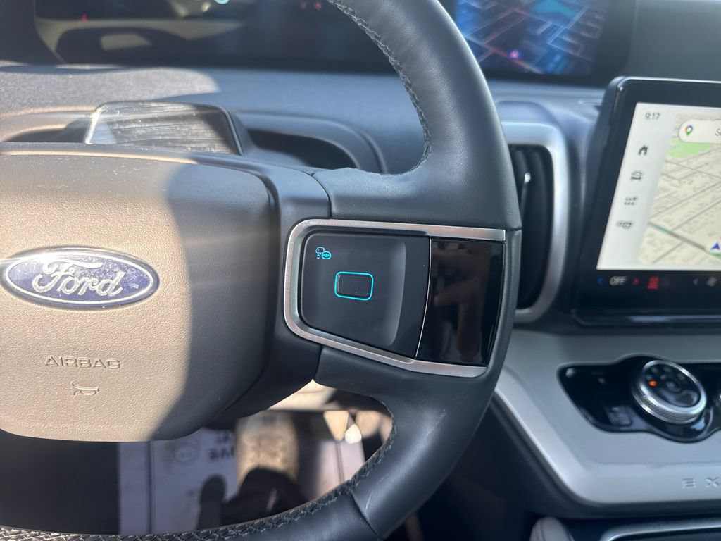 Used 2025 Ford Expedition Max Active AWD/4WD image 45
