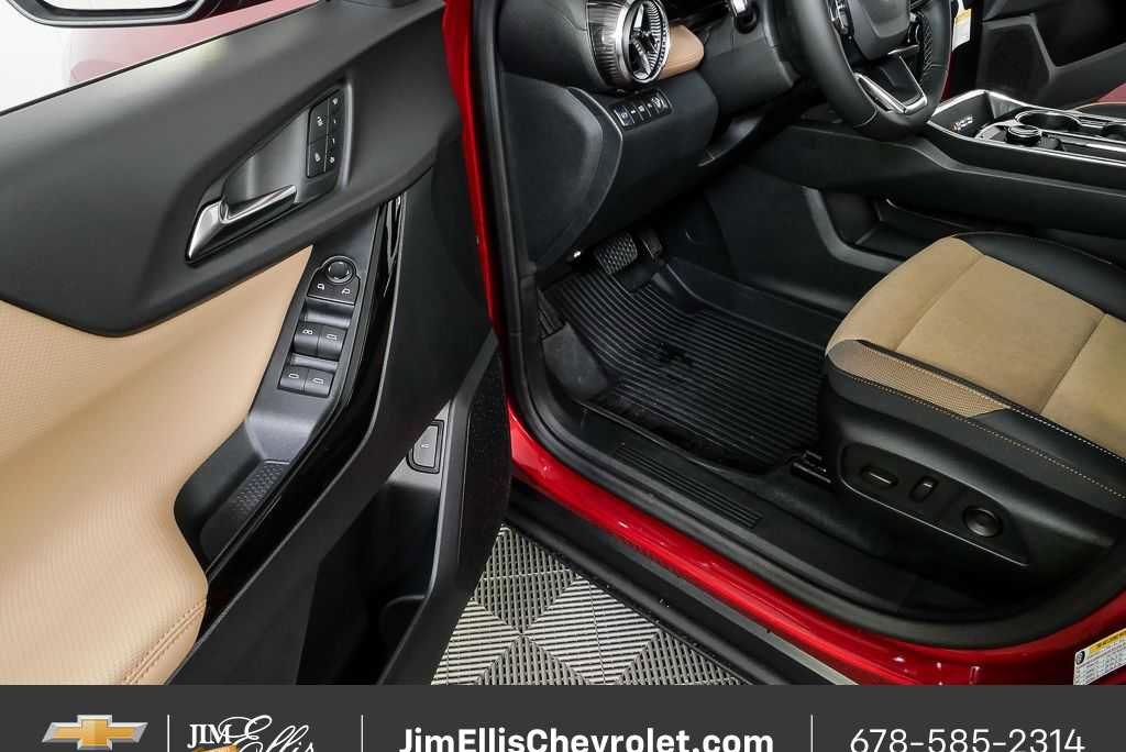 New 2026 Chevrolet Equinox ACTIV w/ Convenience Package III image 7