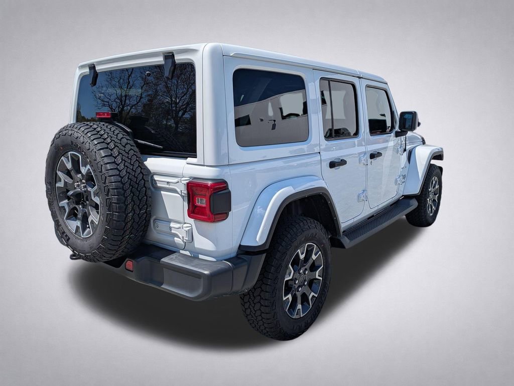 Used 2022 Jeep Wrangler Unlimited Sahara w/ LED Lighting Group AWD/4WD image 4