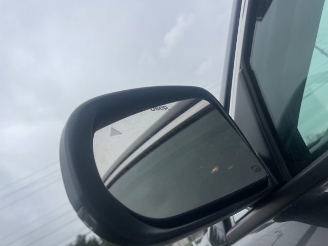 Used 2022 Jeep Compass Limited image 45